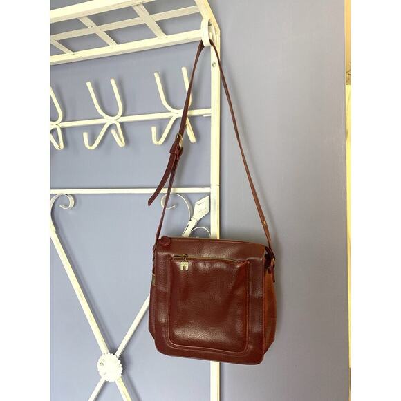 Relic Red Leather Multi Compartment Crossbody Bag Purse Brass Hardware - Picture 1 of 9